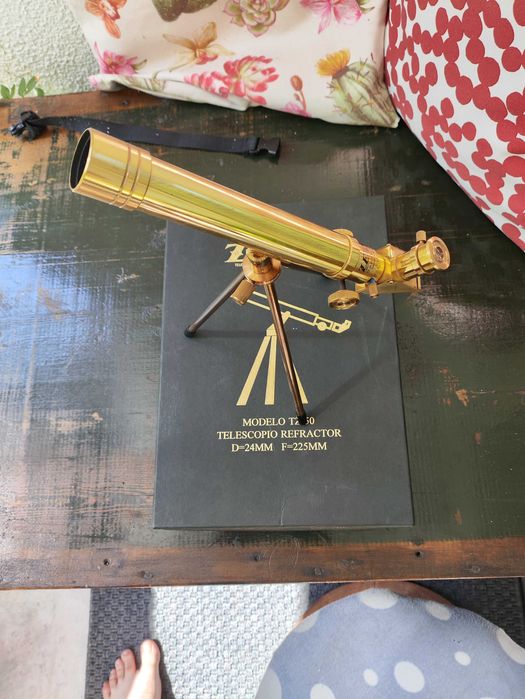 Рефракторен мини телескоп ZEUS TZ-50