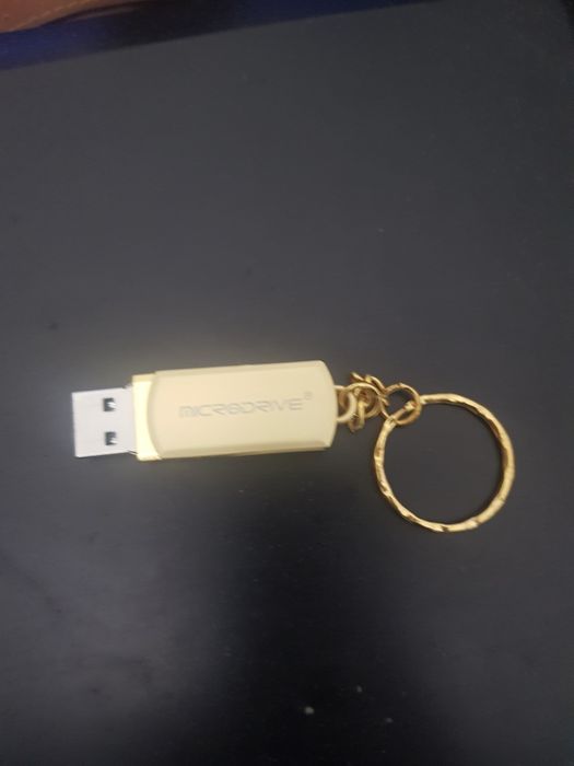 USB флешка 32 гб