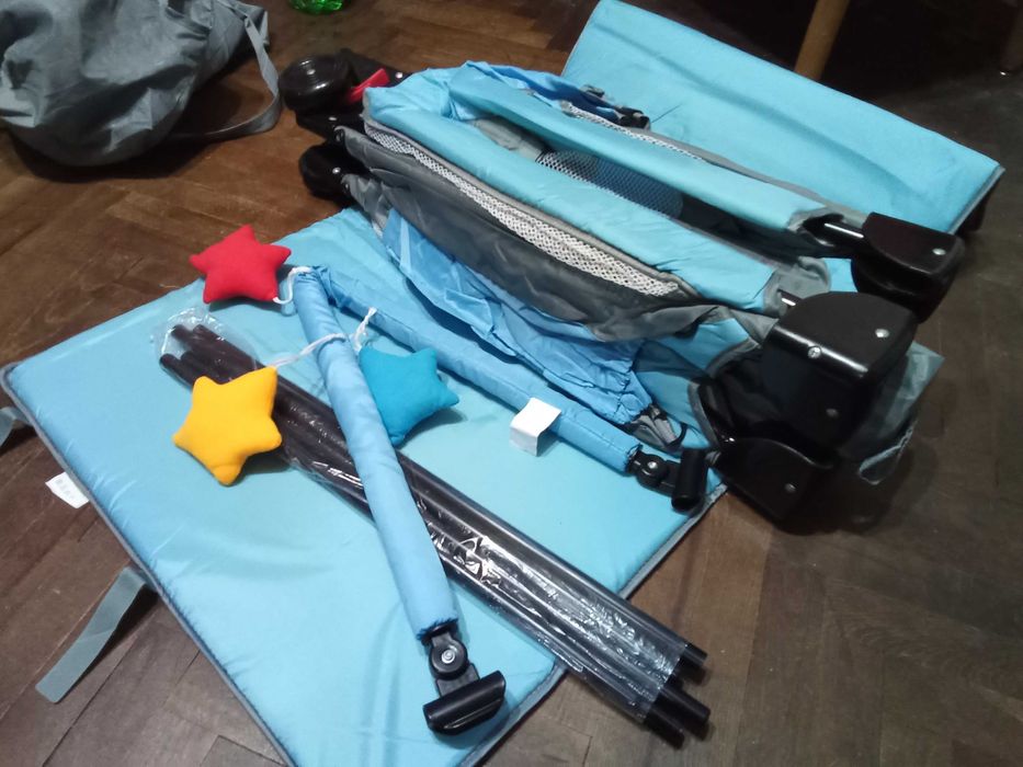 Детска сгъваема кошара на 2 нива