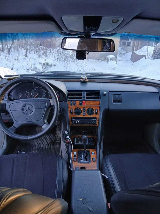 Продав автомобиль Mercedes - Benz