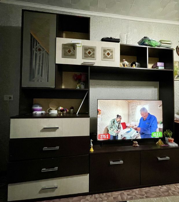 Продам стенку в хорошем  состоянии.