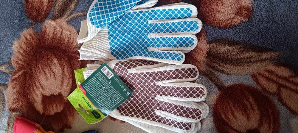 Перчатки рабочие новые.