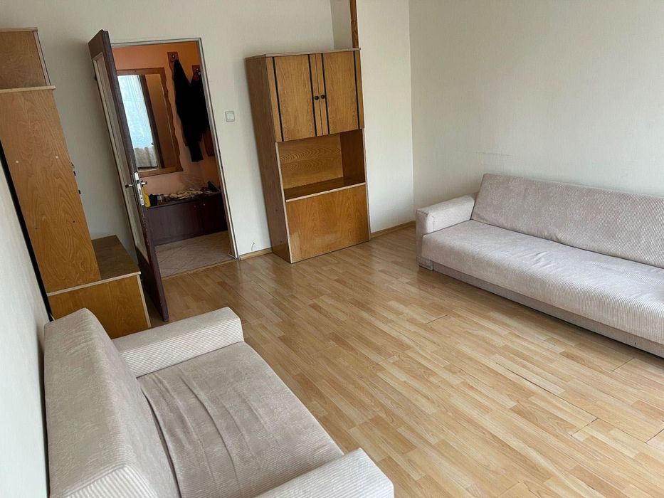 Тристаен апартамент под наем в ж.к. Света троица, 2144702