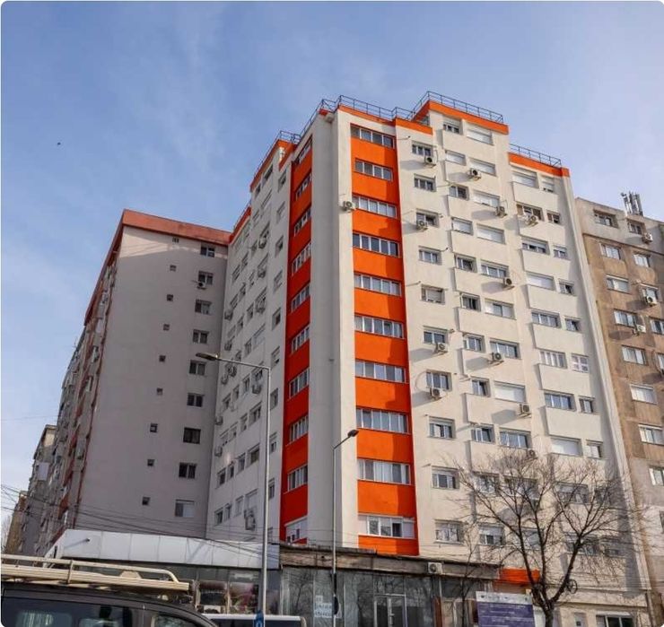Inchriez apartament doua camere decomandate, et.4/10,mobilat si utilat
