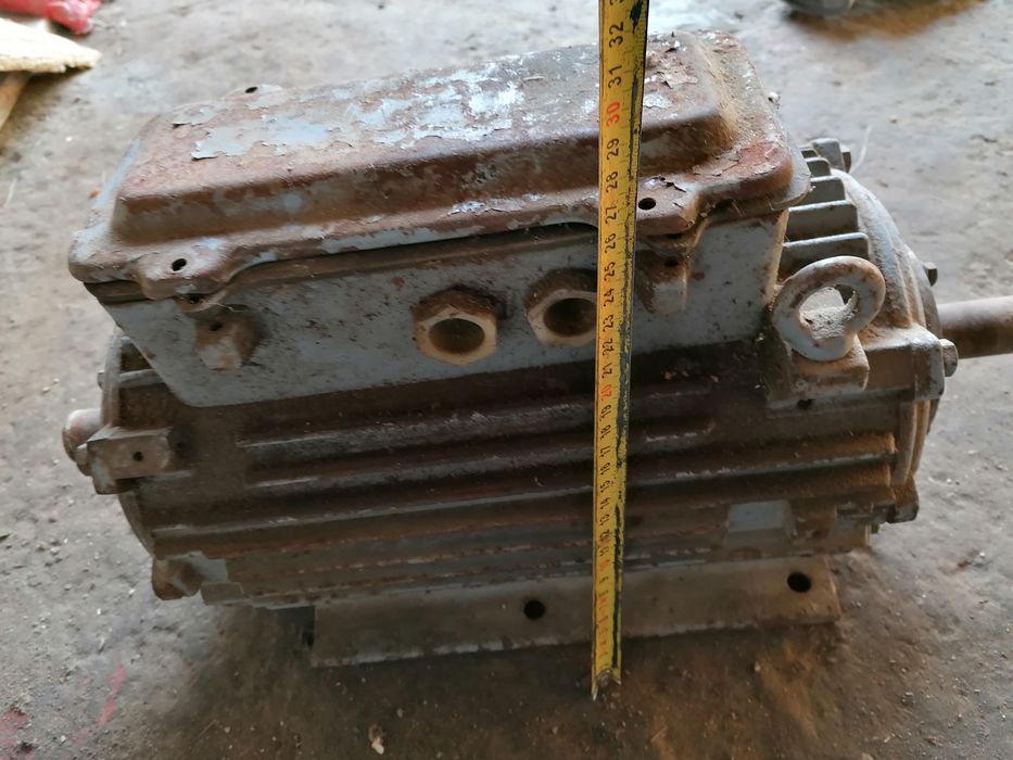 Motor electric trifazat