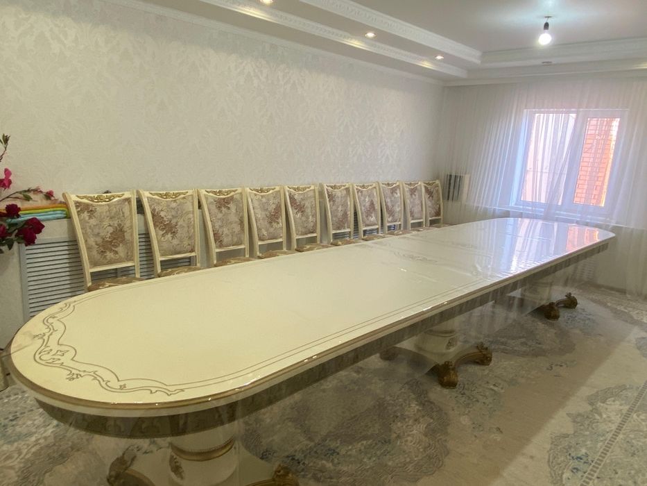 Срочно продам дагестанский стол.