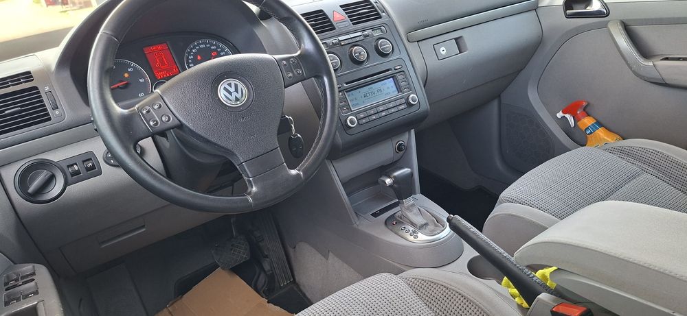 VOLKSWAGEN Touran 2007 — imagine 4