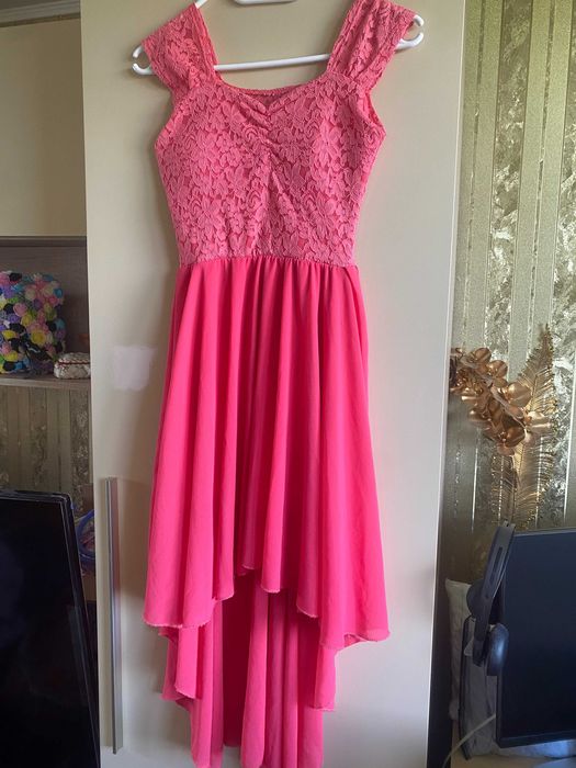 Rochie femei marime S asos clockhouse reserved