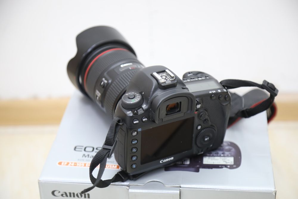 Фотоаппарат Canon mark 4