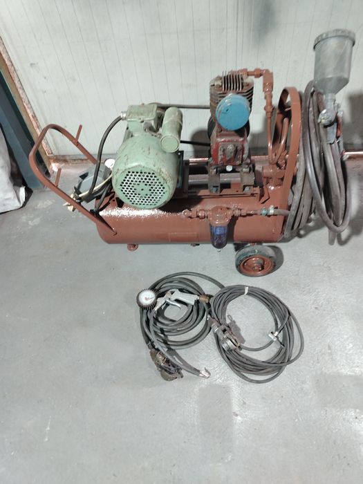 Compresor aer 220v perfect funcțional