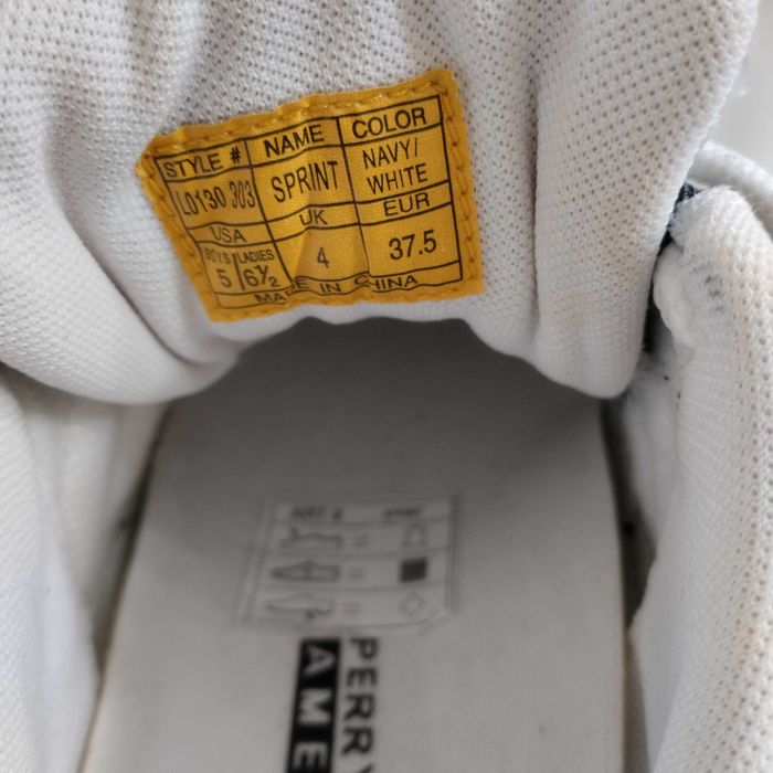 Продавам нови маратонки