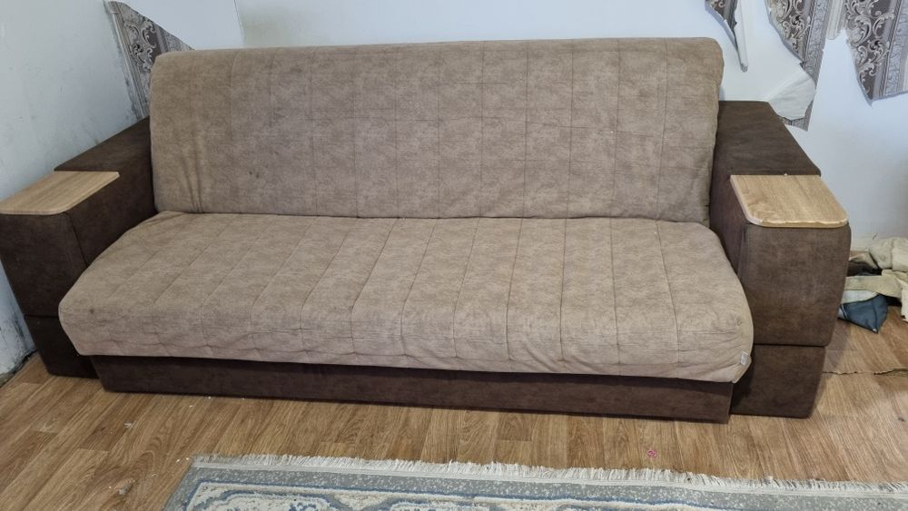 Срочно Диван, б/у  Не дорого