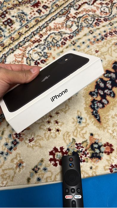 Телефон iPhone11 б/у