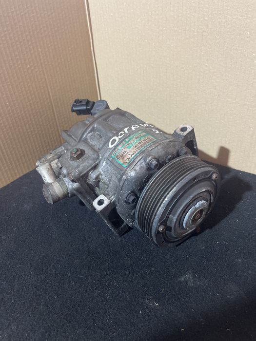Compresor AC / climă Skoda Octavia 2 1.9 cod 1K0 820 803 Q