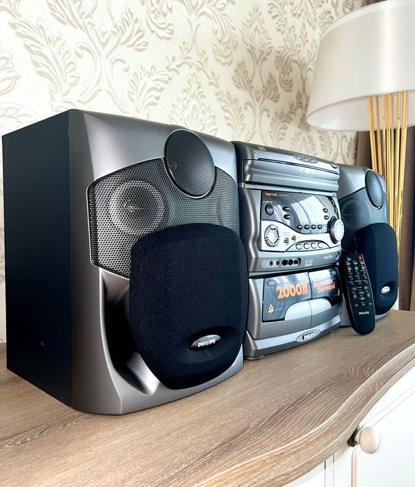 Музыкальный центр Philips FW750C