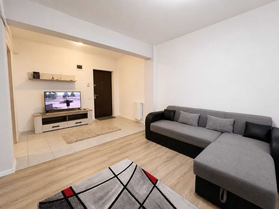 Vând apartament modern cu 2 camere, situat în Baciu, zona Regal
