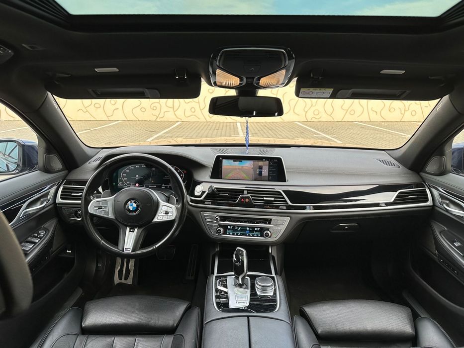 Bmw seria 7 xdrive M