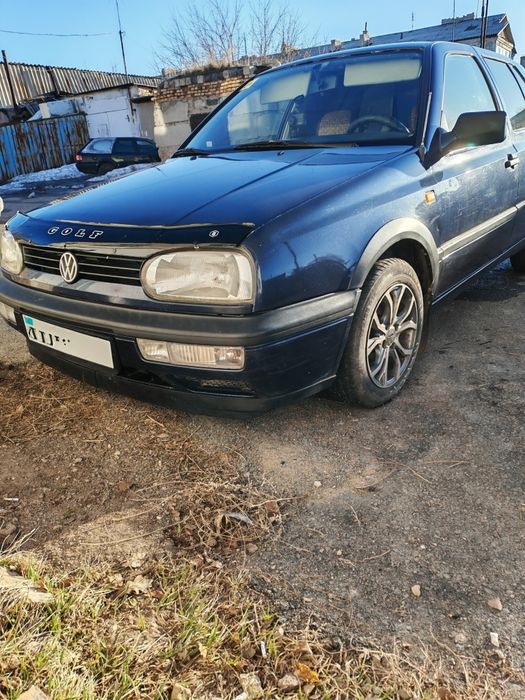 Продам Фольксваген гольф 3 на АКПП