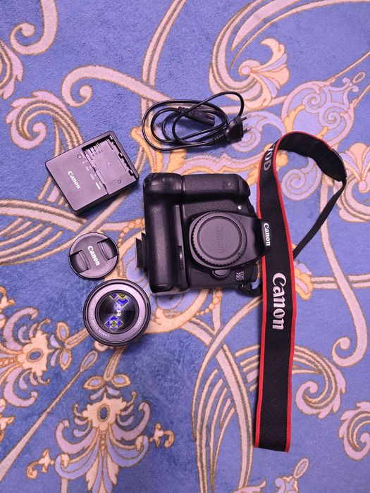 Aparat foto Canon 70d