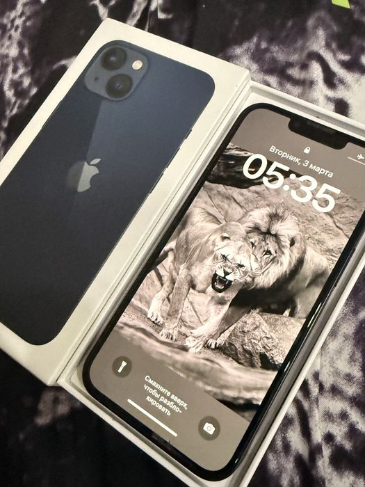 Продам Iphone 13