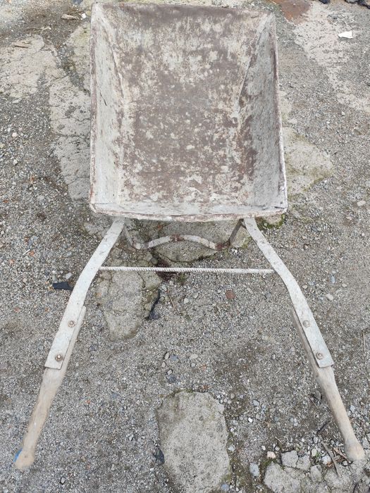 Продавам ръчна количка