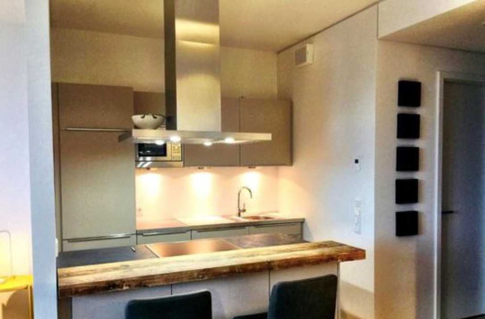 Дава се под наем Едностаен апартамент в Пловдив, Въстанически - 45 кв.м за 219.3 € - Снимка #2