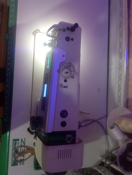 Zoje tikuv mashinasi sotiladi