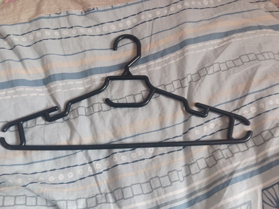 Вешалки, плечики