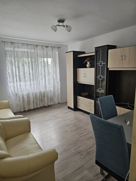 Dau în chirie apartament 2 camere
