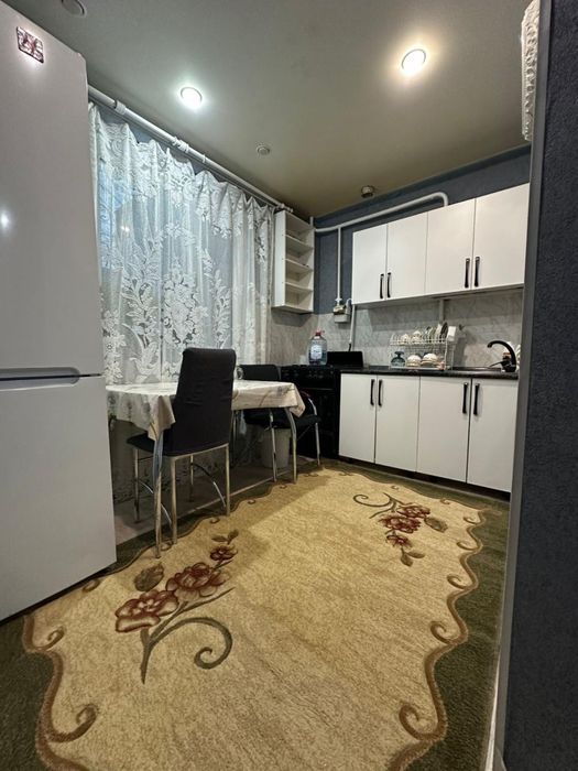 ищем девочек на подселение