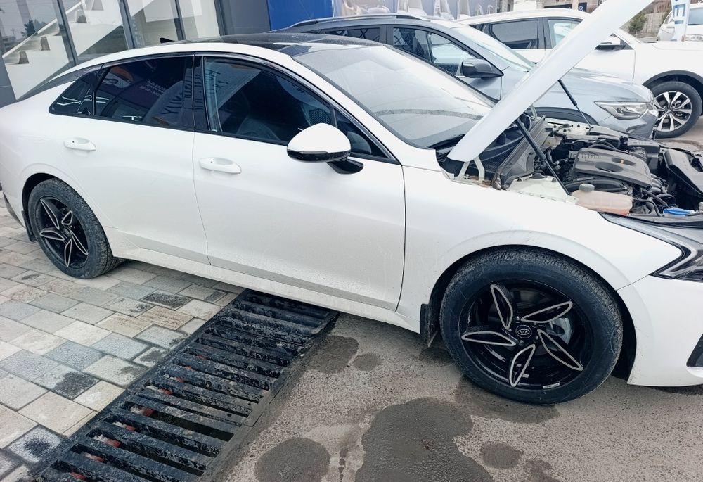 Срочна Киа К5 5-позиция сотаман.