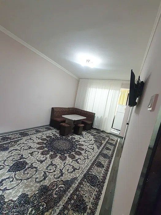 MIRZO ULUGʻBEK tomonda 2 xonali kvartira ijaraga beriladi