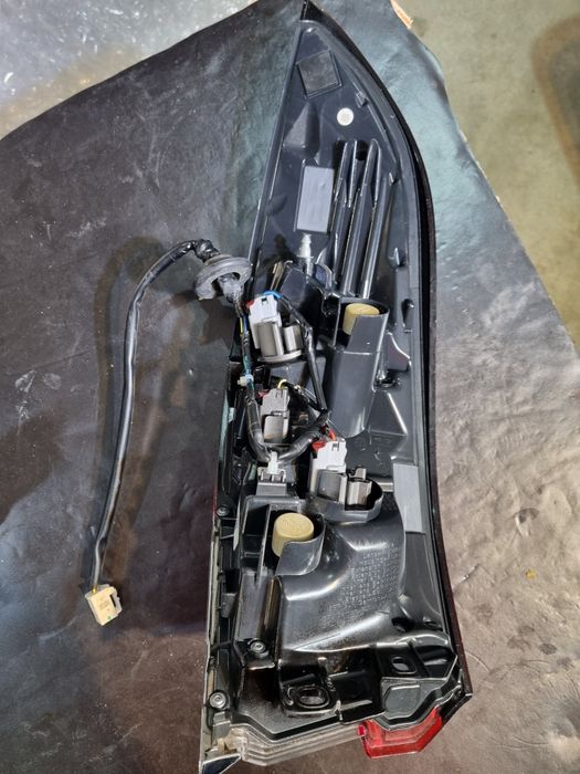 Фонари toyota corolla e210