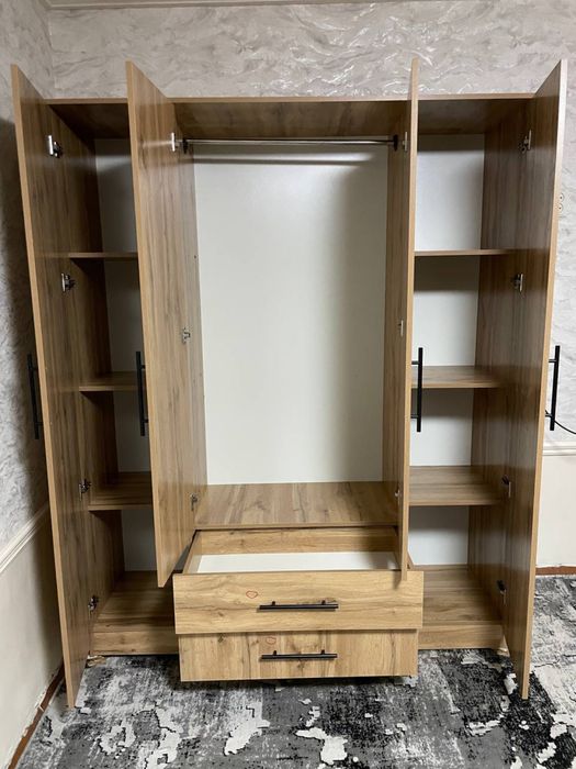 Shkaf sotiladi Aksiyada 990 metri