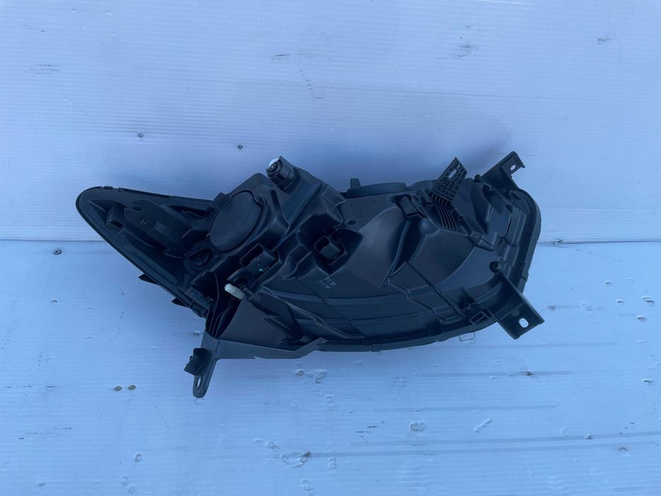 Far stanga Renault Captur 1 2013-2019 nou original Renault