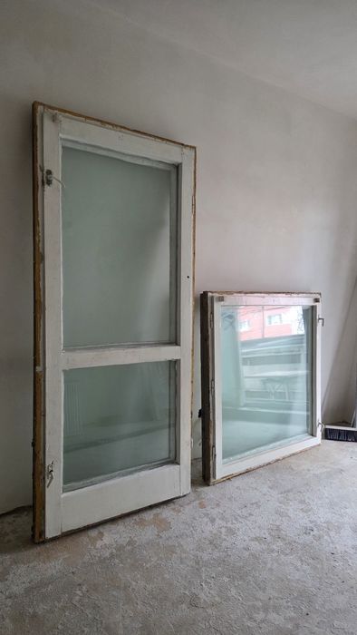 Donez usa + geam balcon cu geamuri duble