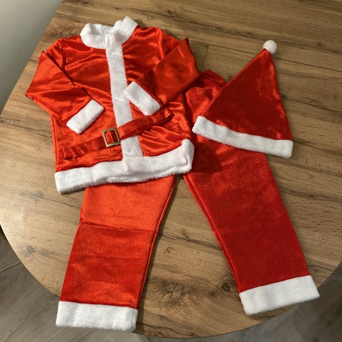 Для утренников  костюмы