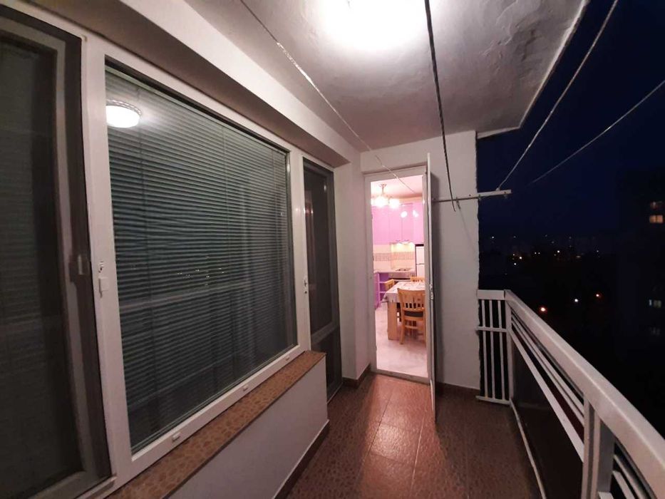 Дава се под наем Двустаен апартамент в София, Връбница 1 - 68 кв.м за 612 € - Снимка #13