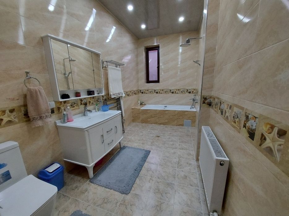 Дахшат хавли Мотритда йулдан 100-метр ичкарида