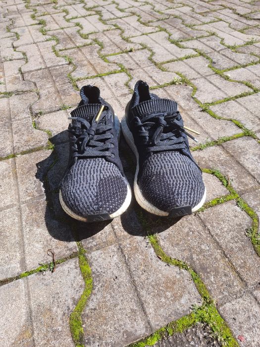 Adidași Continental