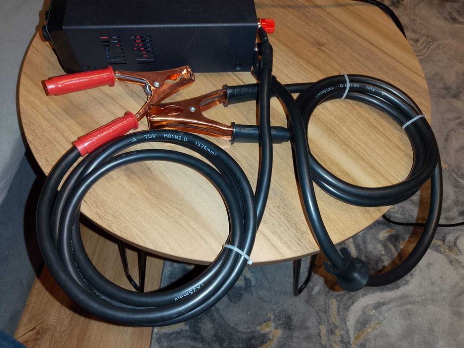 Redresor/Sursa la 13.8 V 30A esențială pentru tuning auto și flash ECU