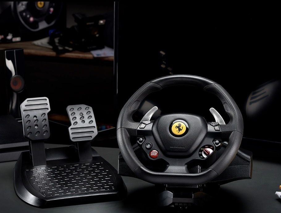 Почти новый Игровой руль