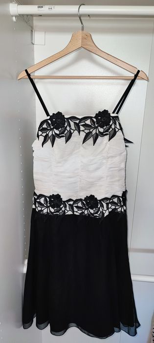 Rochie alb -negru