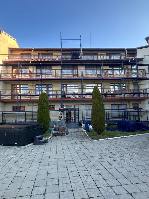 Отдавам под наем фасадно рамково скеле