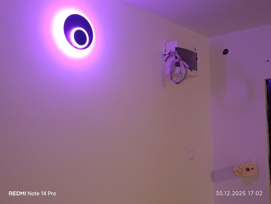 Apartamentul  este complect renovat