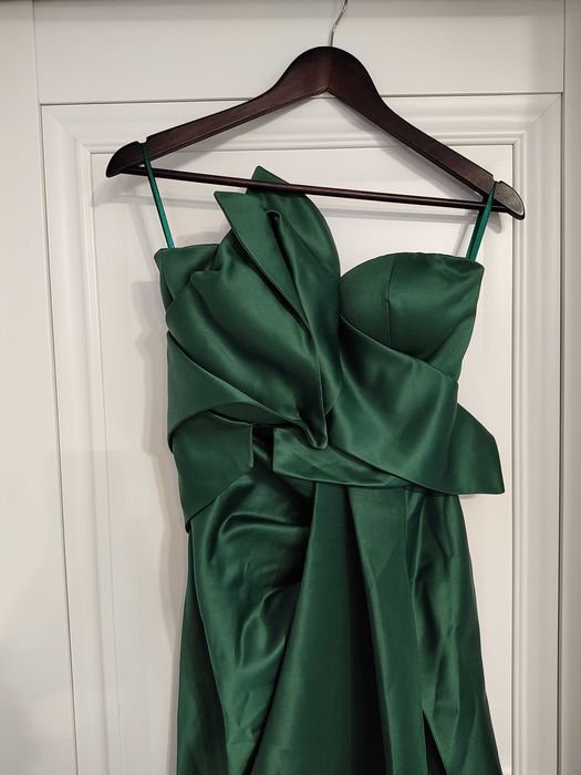 Rochie de ocazii pentru tinere