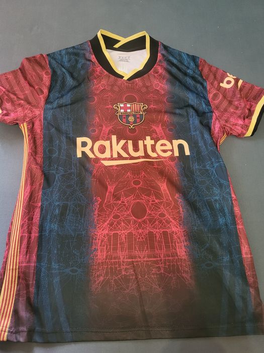 Форма барселоны с хорошей качествой