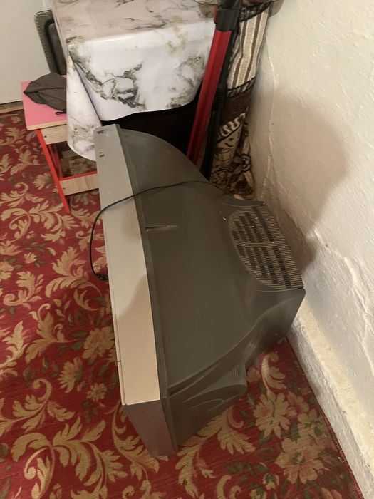 Телевизор 15000тг