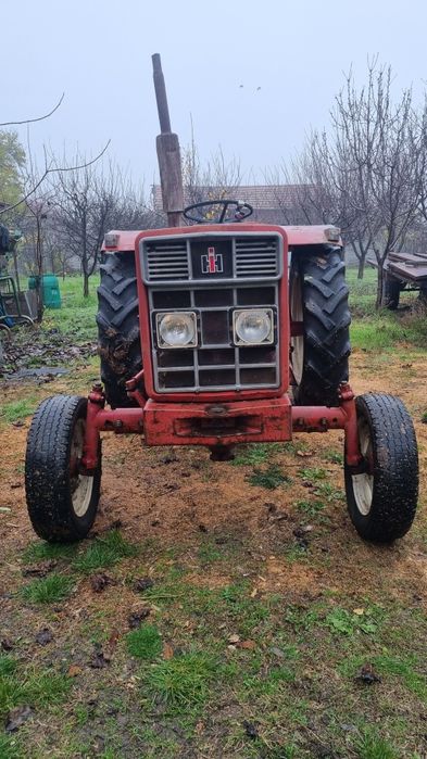 Internațional 453 3 pistoane + Remorcă 5T