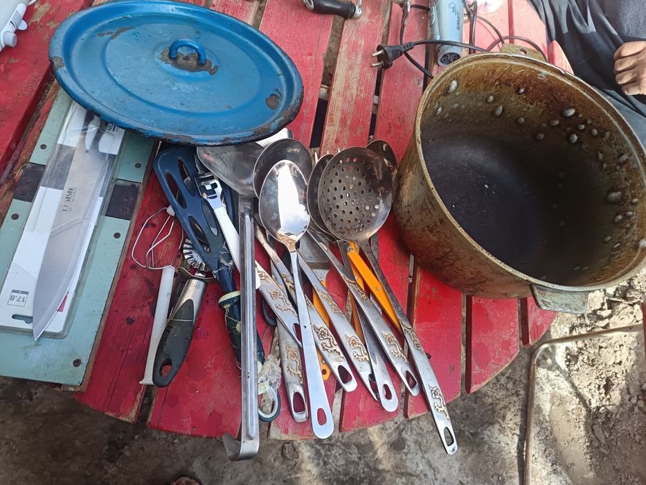 Шу посудала сотилади